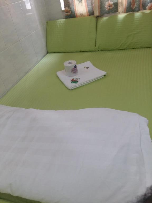 הונג קונג New Yan Yan Guest House Reception 9Th Floor Flat E4 E6 מראה חיצוני תמונה